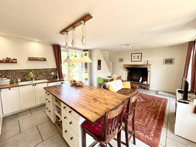 Maison - 163 m² - 6 pièces