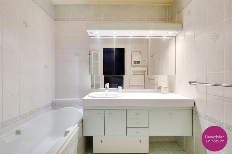 Appartement - 81 m² - 3 pièces