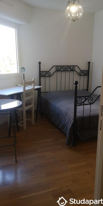 Chambre - 13 m² - 1 pièce