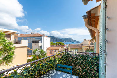 Appartement - 100 m² - 4 pièces