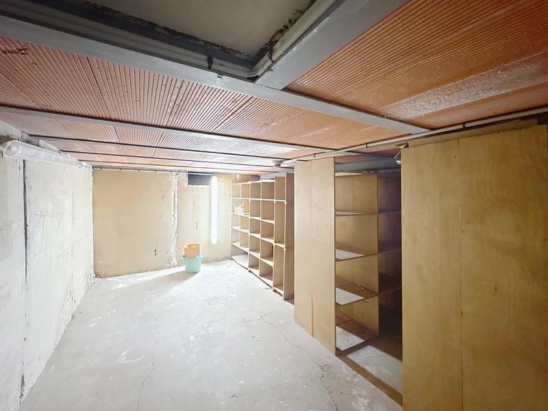 Local commercial - 210 m²