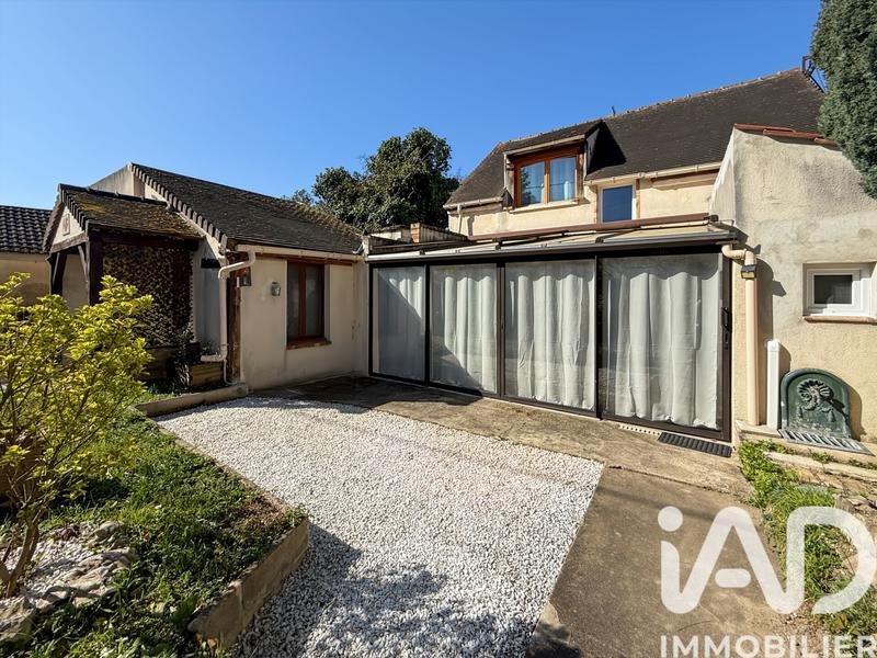 Maison de village - 87 m² - 5 pièces