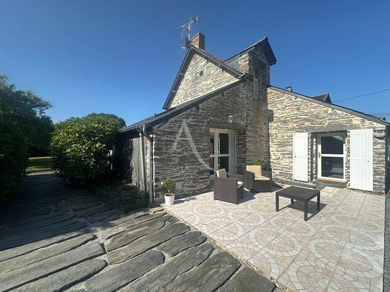 Maison - 144 m² - 8 pièces