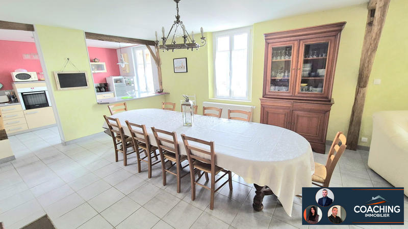 Maison - 399 m² - 12 pièces