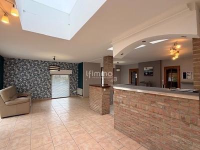 Maison - 160 m² - 7 pièces