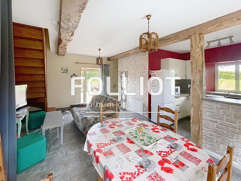 Maison - 225 m² - 10 pièces