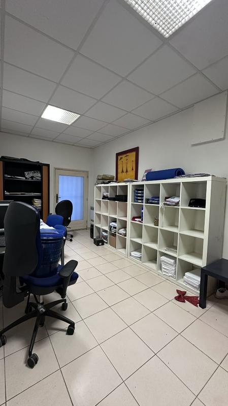 Local d'activités - 60 m²