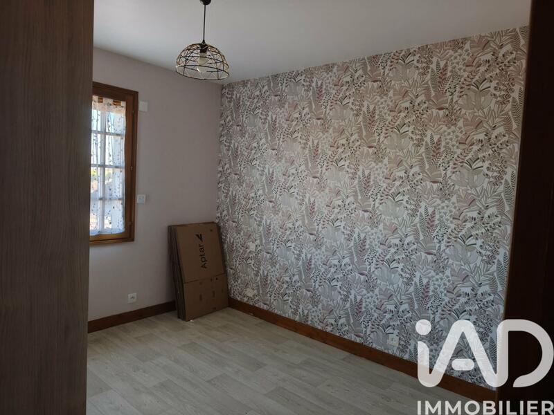 Maison - 96 m² - 5 pièces