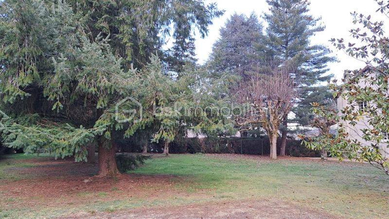 Maison - 160 m² - 8 pièces