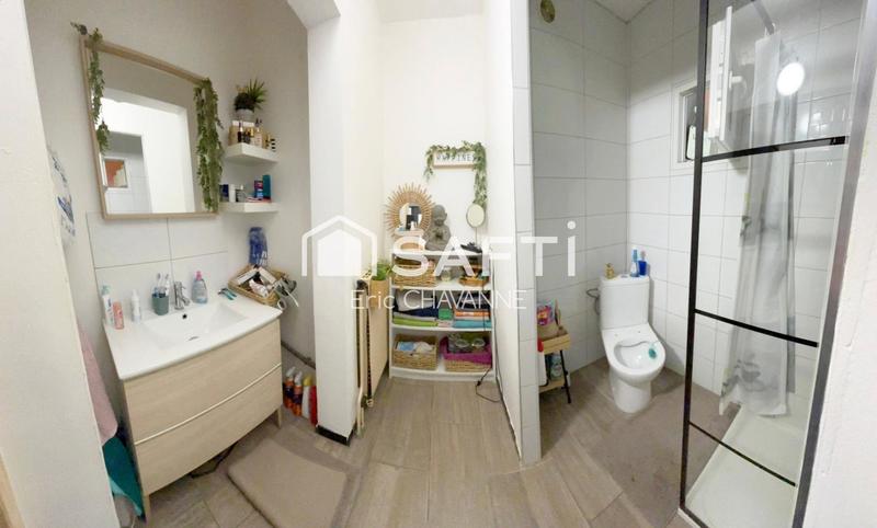 Maison - 93 m² - 4 pièces