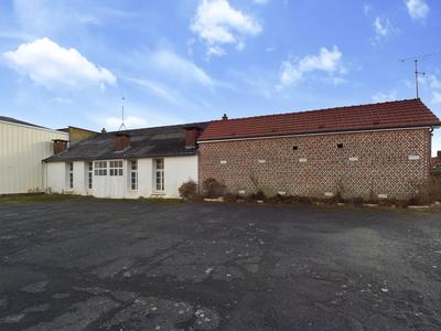 Maison - 253 m² - 10 pièces