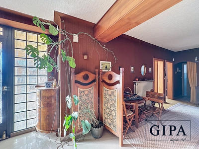Maison - 160 m² - 5 pièces