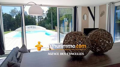 Maison - 278 m² - 8 pièces