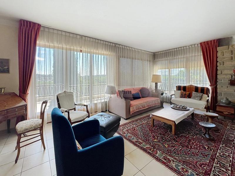 Maison - 190 m² - 6 pièces