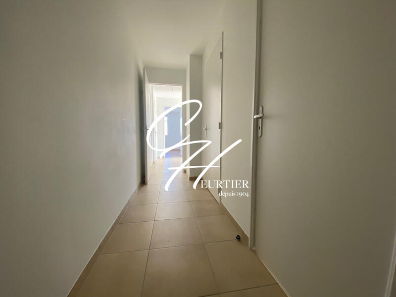 Appartement - 82 m² - 4 pièces