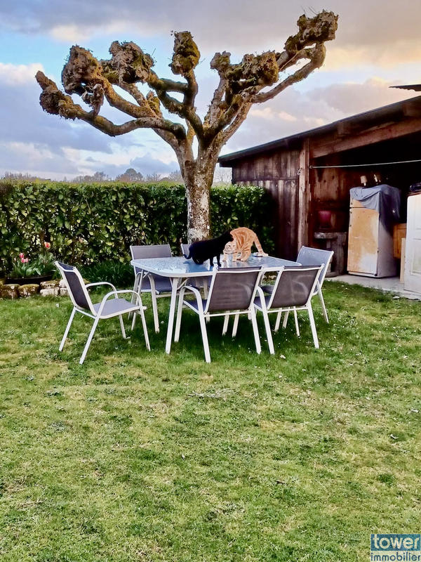 Maison de village - 120 m² - 1 pièce