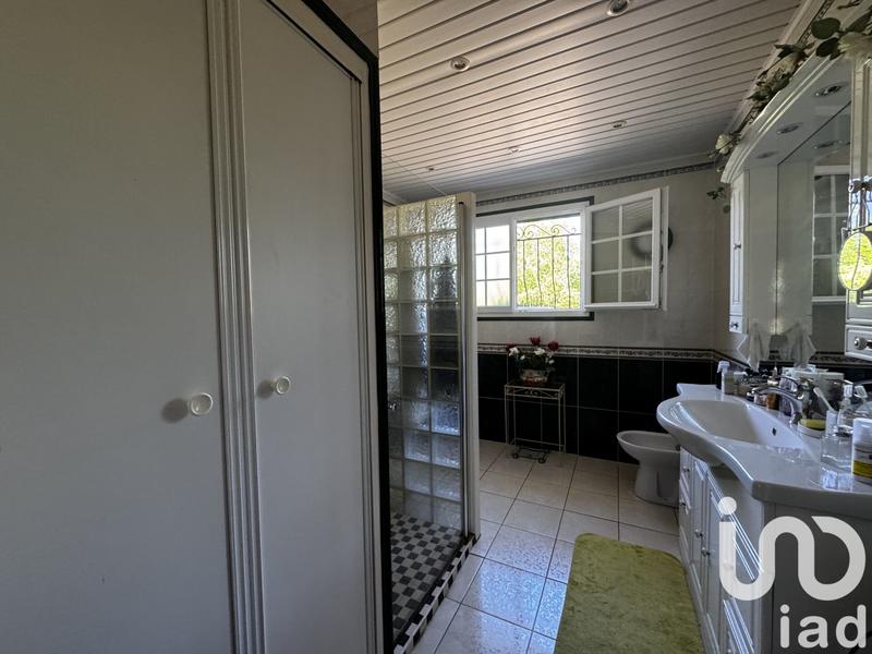 Maison - 118 m² - 9 pièces