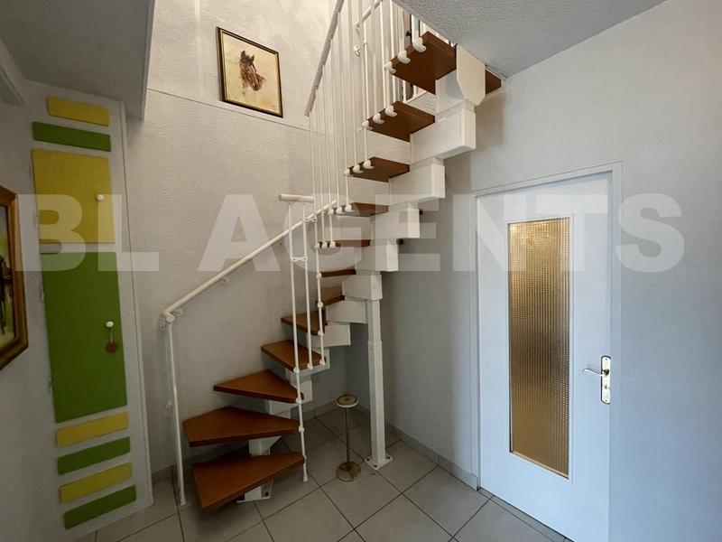 Propriété - 200 m² - 7 pièces