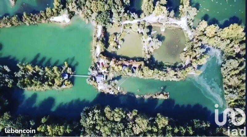 Terrain - 28 400 m²