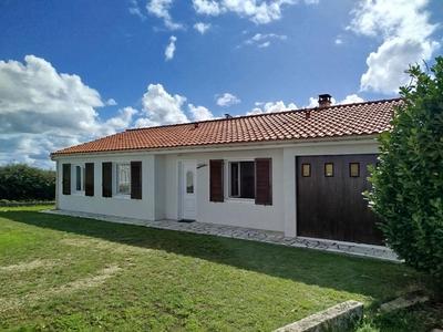 Maison - 106 m² - 5 pièces