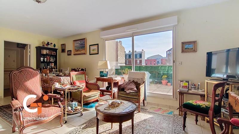 Appartement - 92 m² - 5 pièces