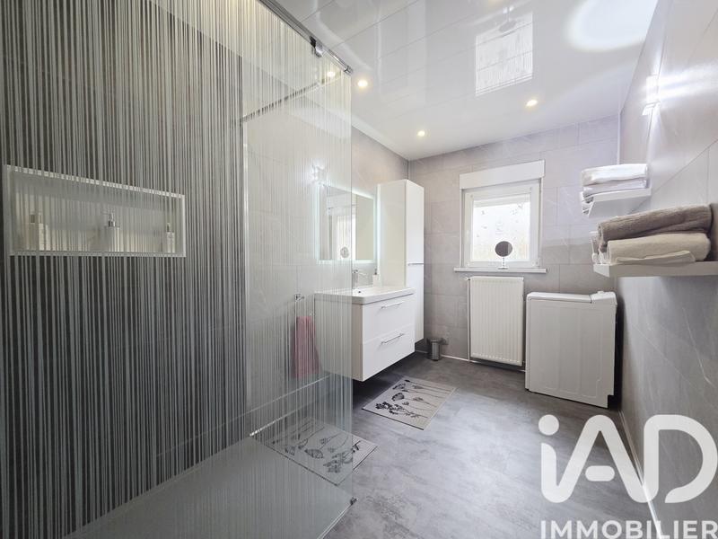 Maison - 187 m² - 7 pièces