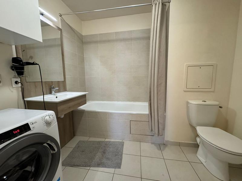 Appartement - 93 m² - 6 pièces