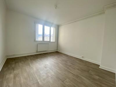 Appartement - 74 m² - 4 pièces