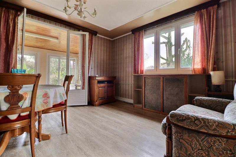 Maison - 134 m² - 8 pièces