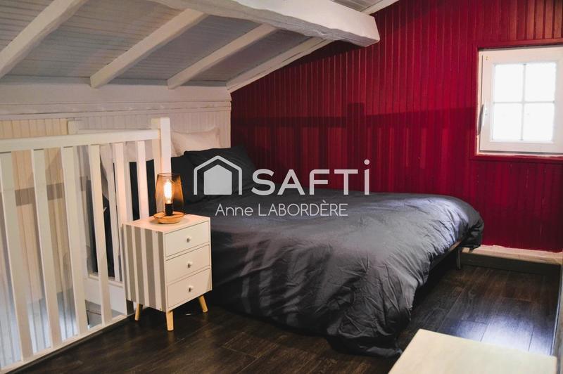 Maison - 208 m² - 8 pièces