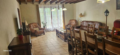 Villa - 166 m² - 6 pièces