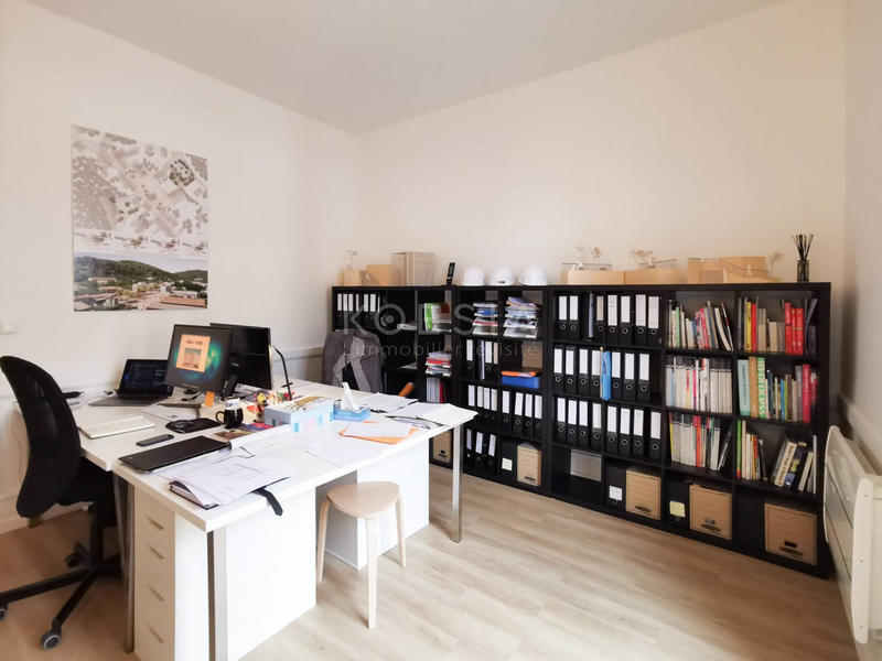 Local d'activités - 63 m² - 3 pièces