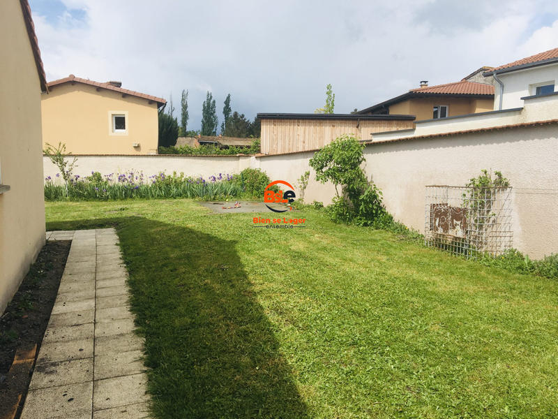 Maison - 102 m² - 5 pièces