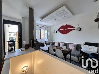 Maison - 83 m² - 4 pièces