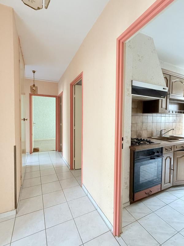 Appartement - 80 m² - 3 pièces