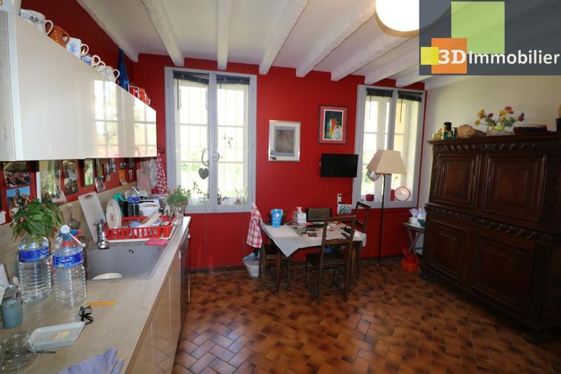 Maison - 233 m² - 8 pièces