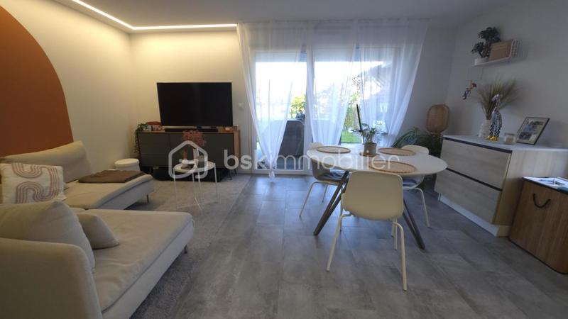 Appartement - 64 m² - 3 pièces