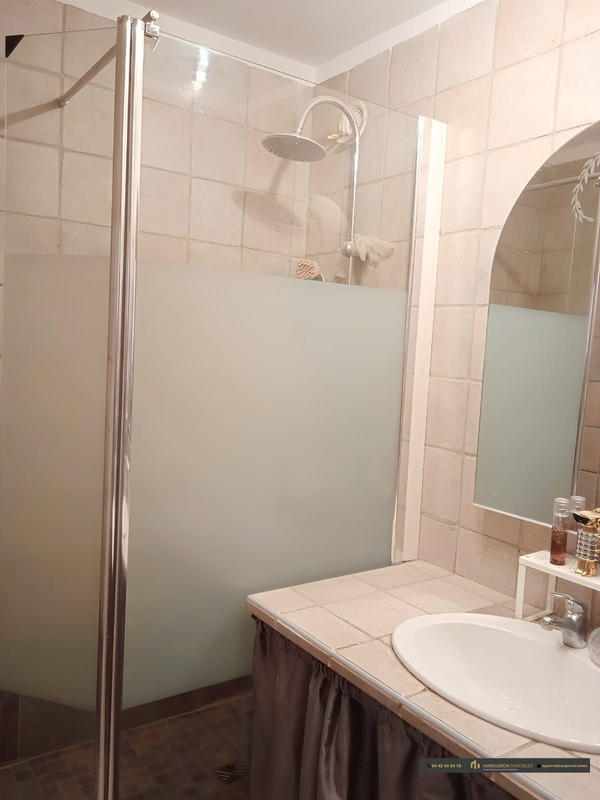 Appartement - 64 m² - 2 pièces