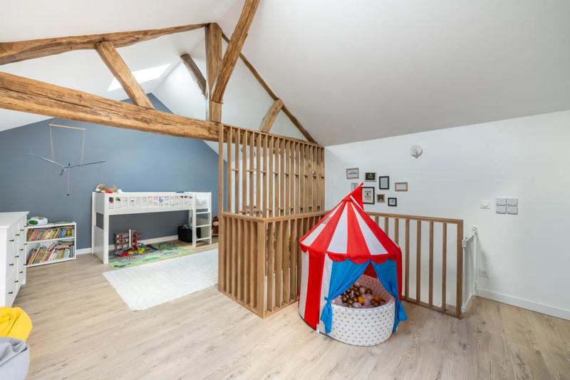 Maison - 166 m² - 6 pièces