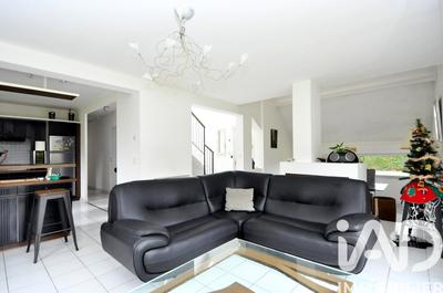 Maison - 164 m² - 6 pièces