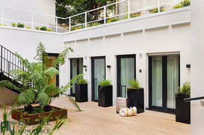 Fonds de commerce - Local commercial - 1 807 m²