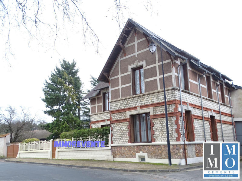 Maison ancienne - 173 m² - 6 pièces