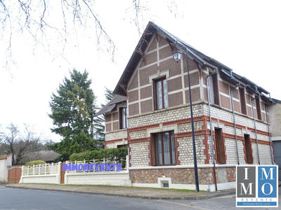 Maison ancienne - 173 m² - 6 pièces