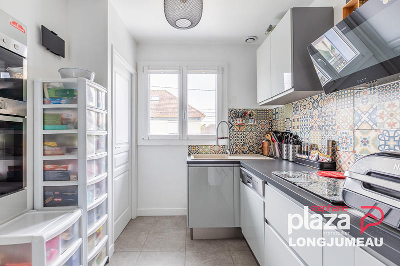 Maison - 97 m² - 5 pièces