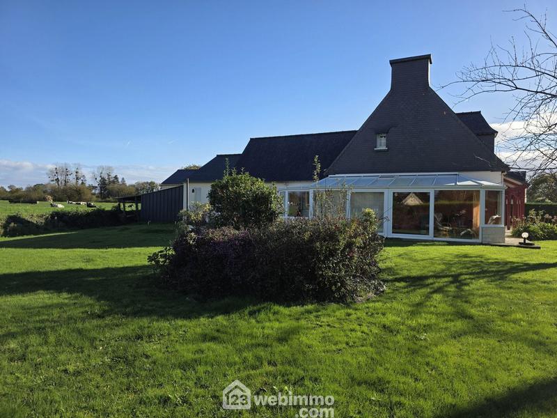 Maison - 187 m² - 7 pièces