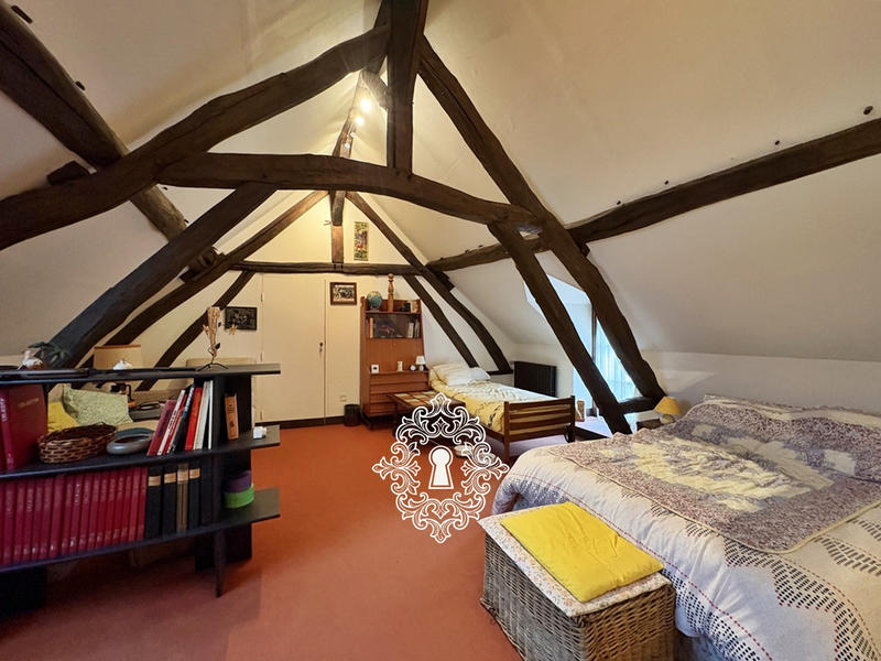 Maison - 195 m² - 5 pièces