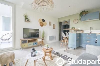 Chambre - 14 m² - 1 pièce