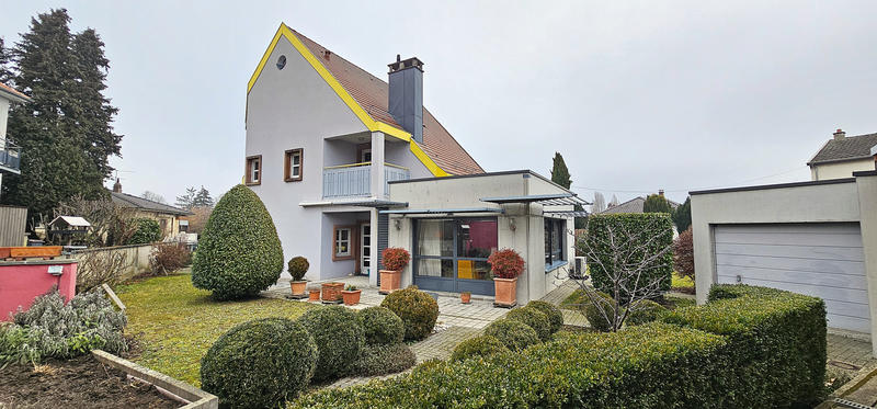 Maison - 226 m² - 7 pièces