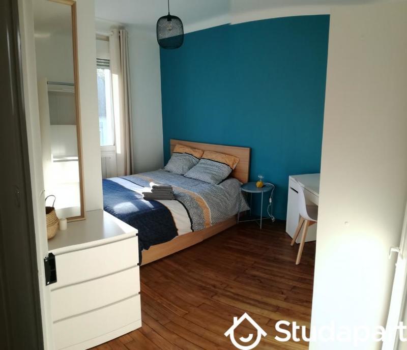 Chambre - 12 m² - 1 pièce