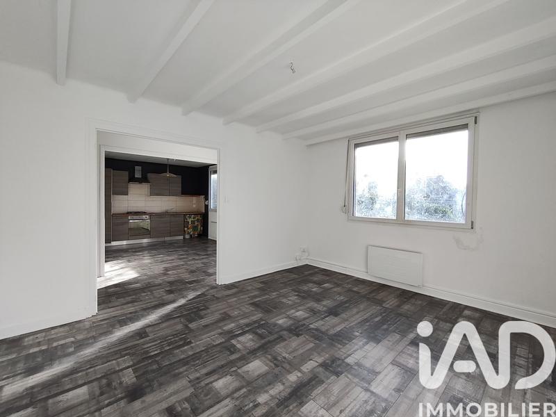 Maison - 99 m² - 5 pièces
